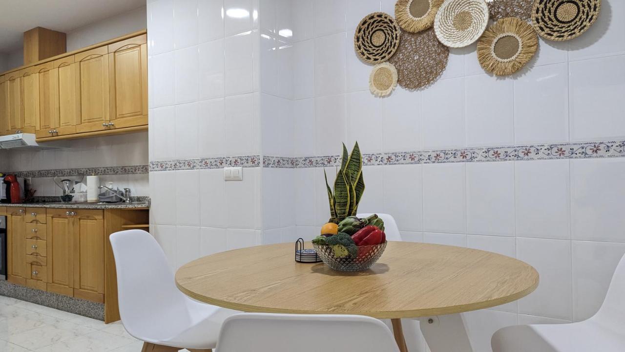 Romantic Beach Apartment Вильяхойоса Экстерьер фото